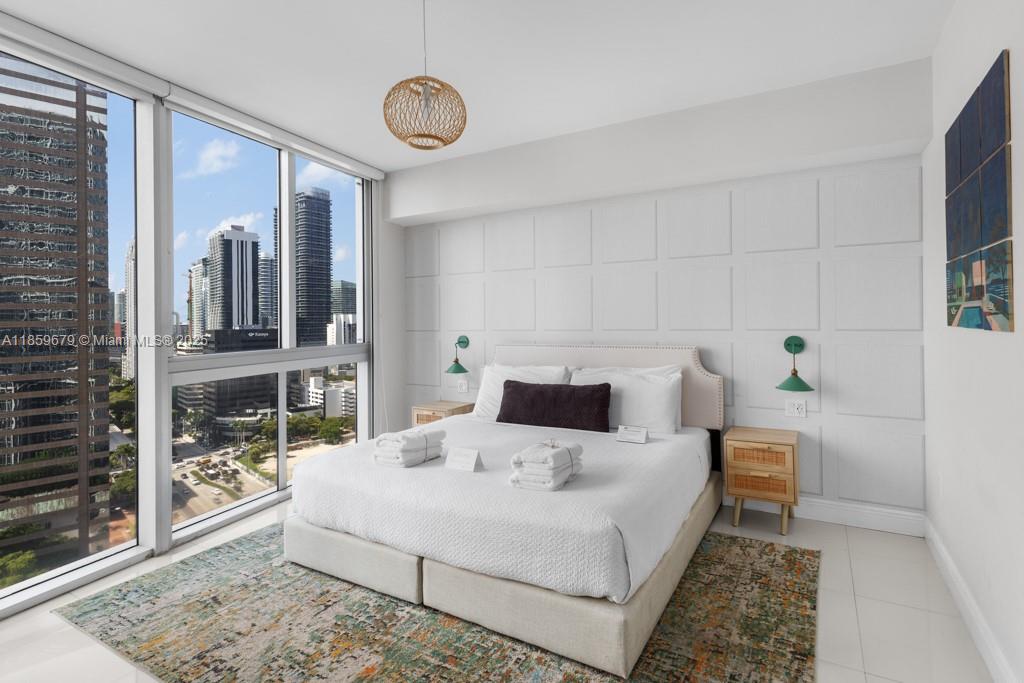 ICON BRICKELL CONDO NO 3 - Residential