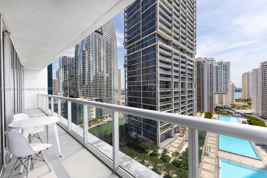 485 Brickell Ave 2210