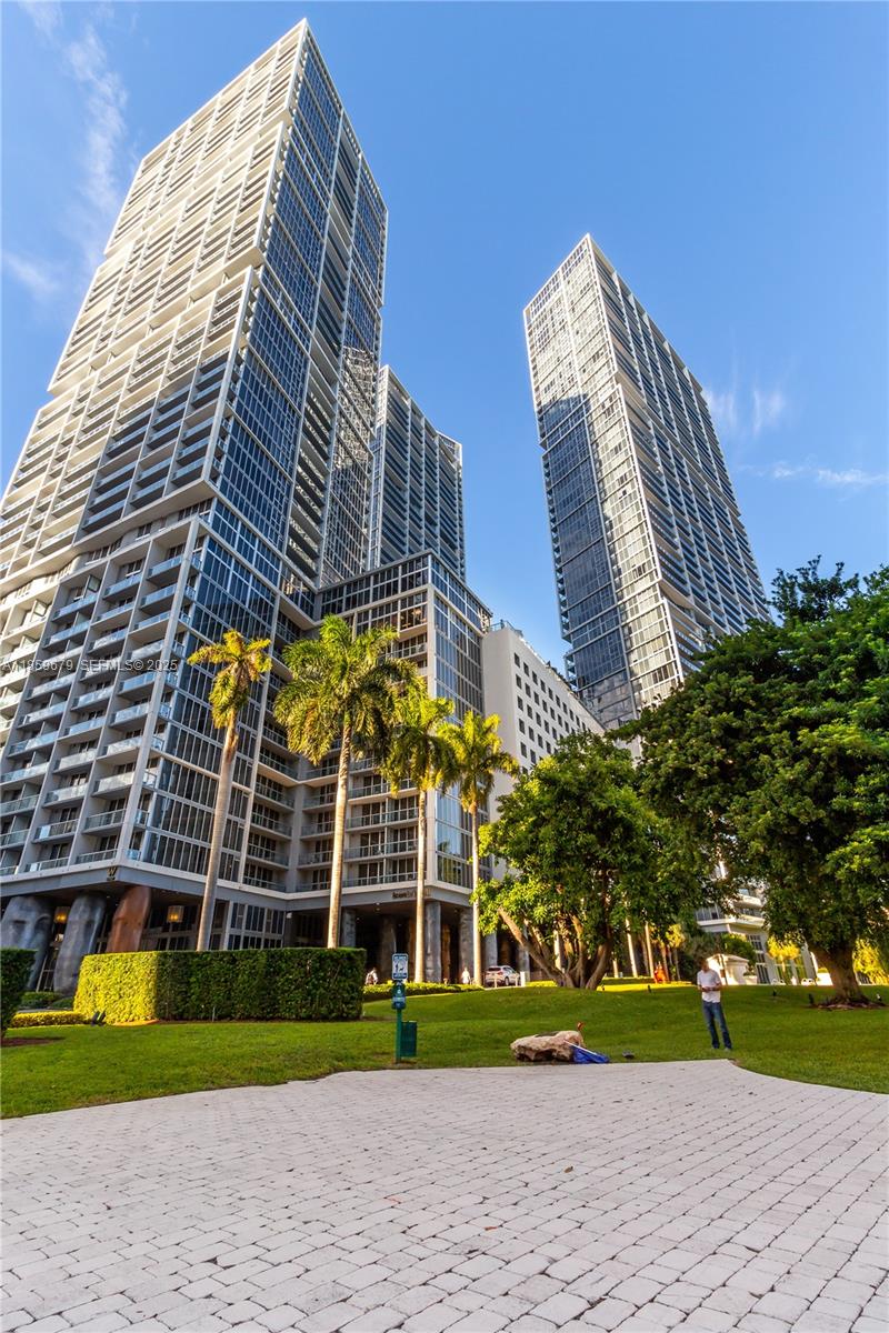 ICON BRICKELL CONDO NO 3 - Residential
