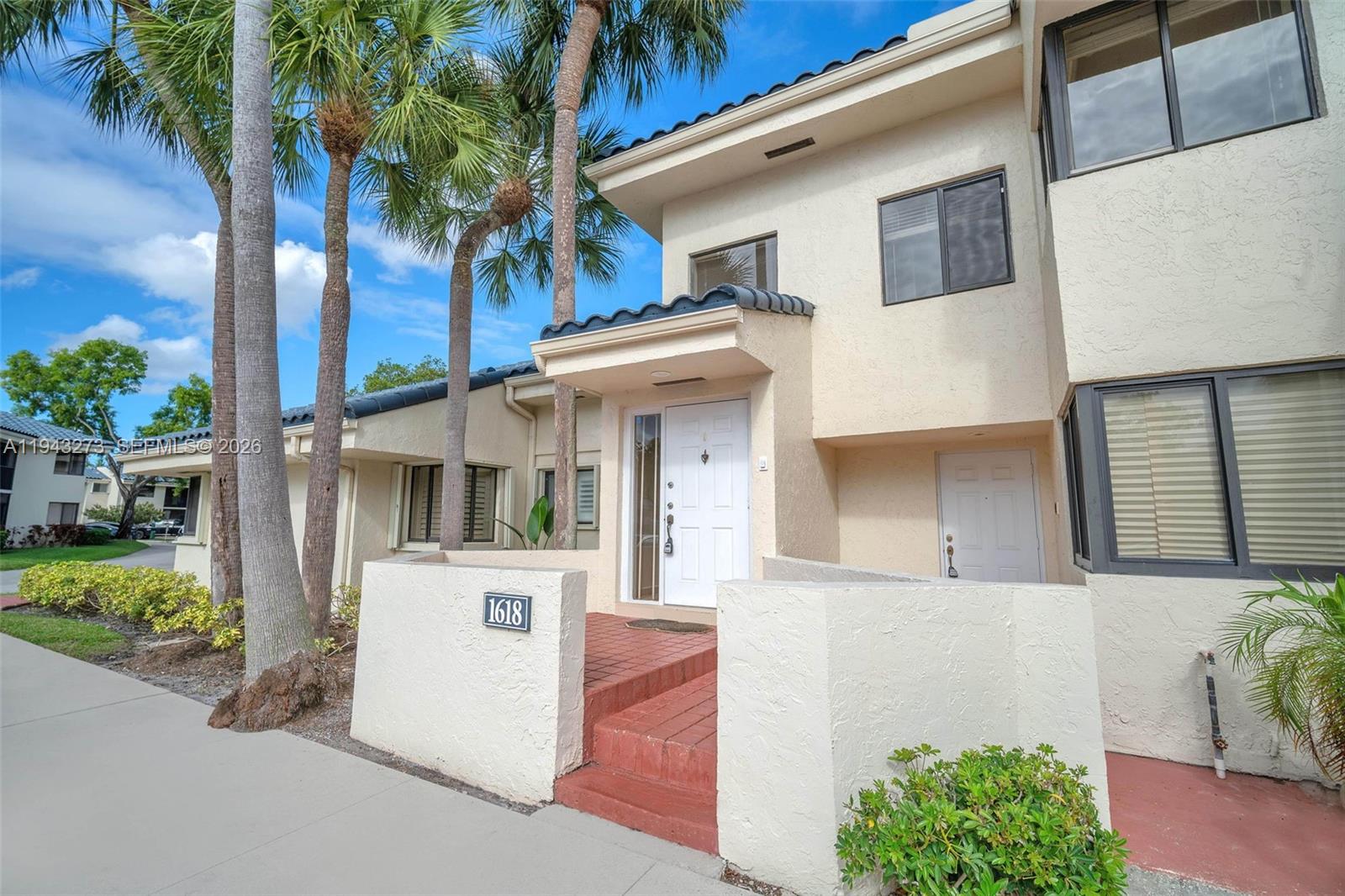 PARC VILLAGE CONDO - Residential Lease