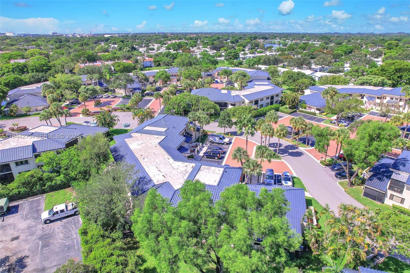 PARC VILLAGE CONDO - Residential Lease