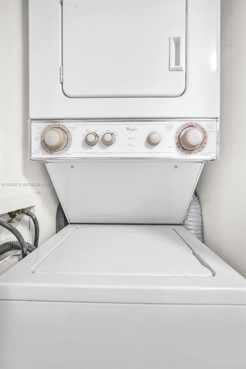 PARC VILLAGE CONDO - Residential Lease