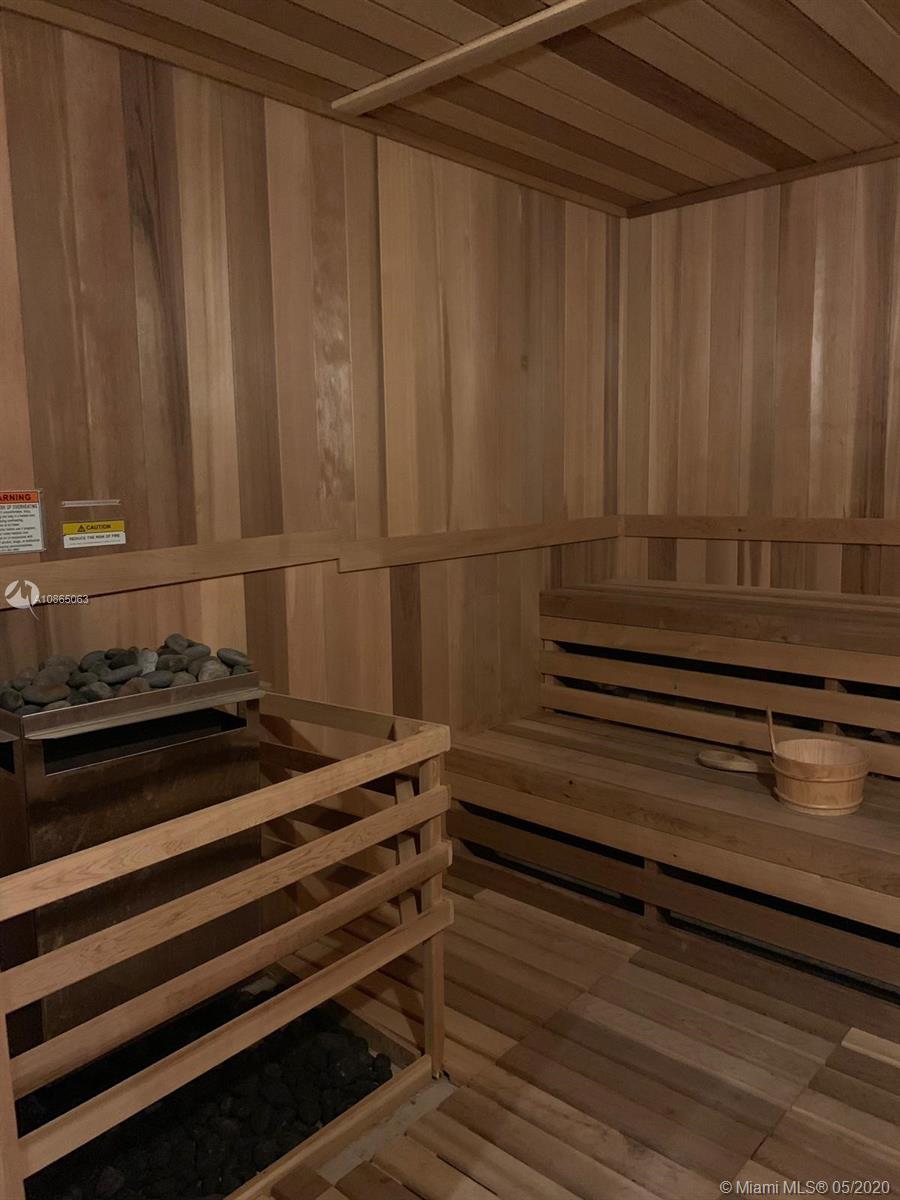 CANVAS CONDO - Residential Lease