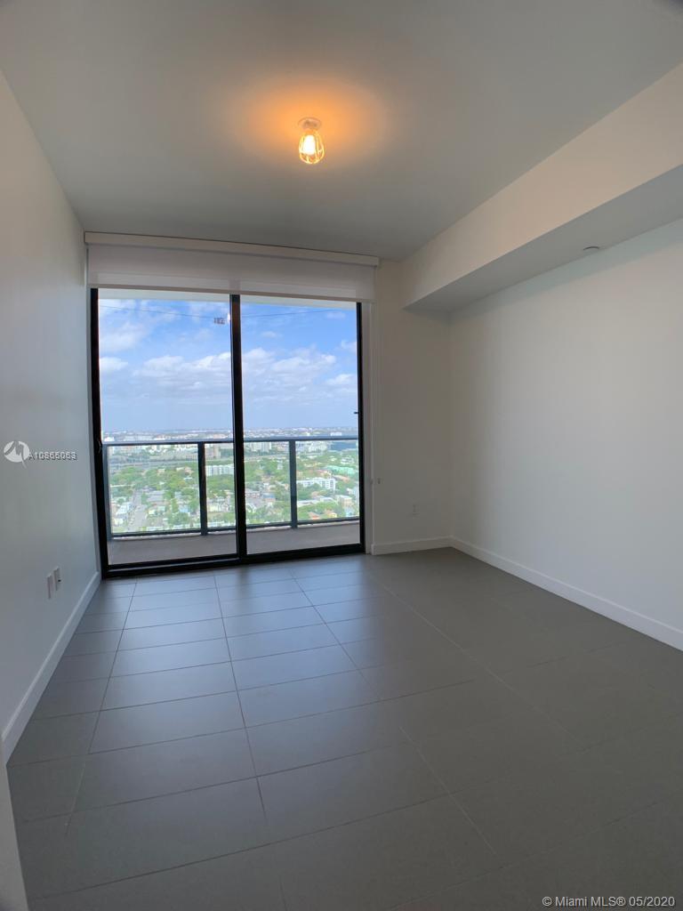 CANVAS CONDO - Residential Lease