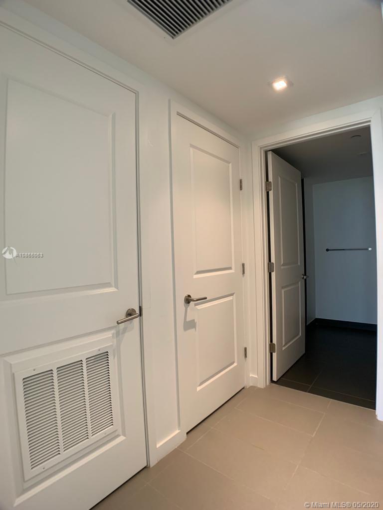 CANVAS CONDO - Residential Lease