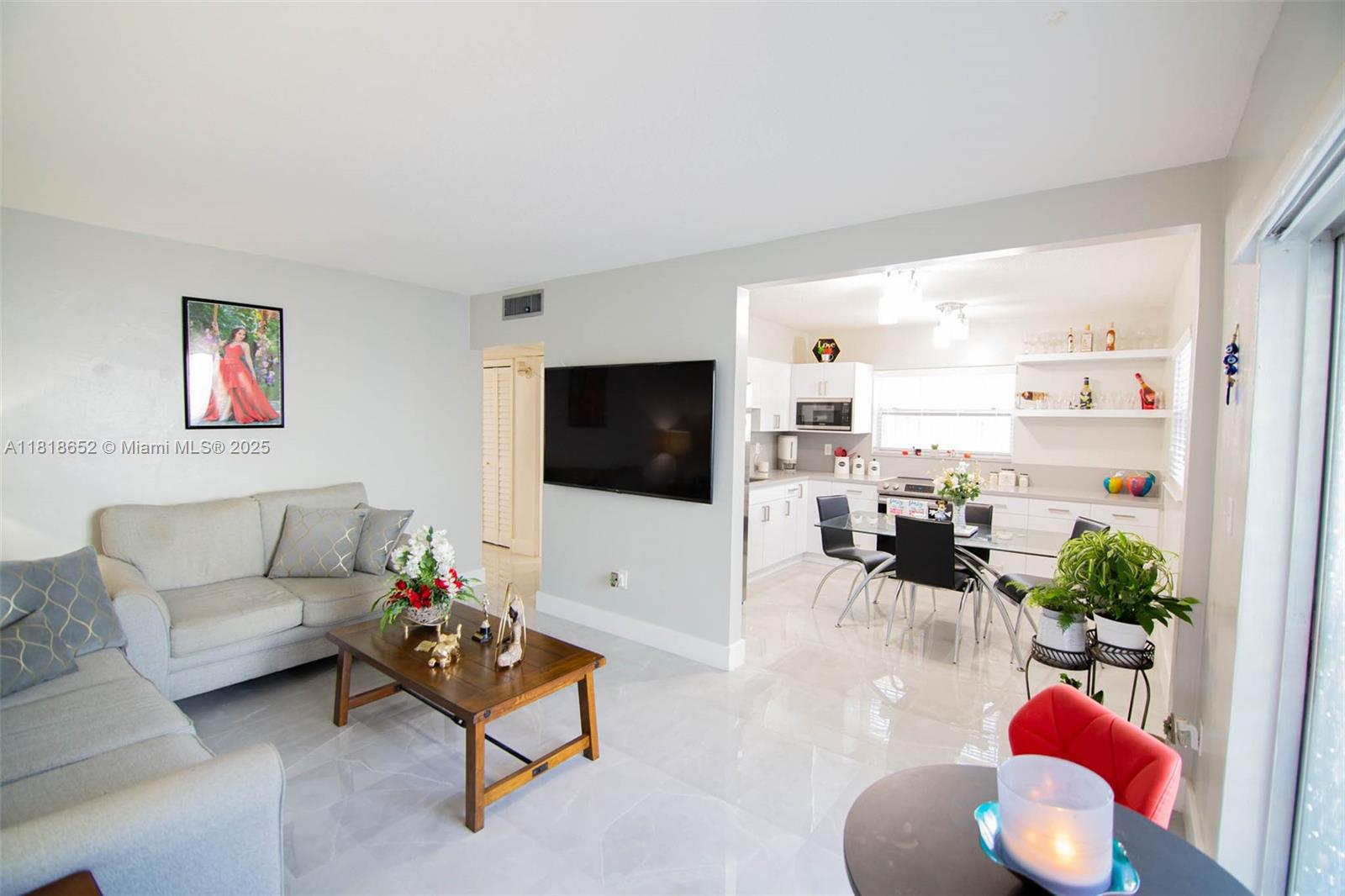 Property for Sale at 380 E 35th St 2110, Hialeah, Miami-Dade County, Florida - Bedrooms: 2 
Bathrooms: 1  - $245,000