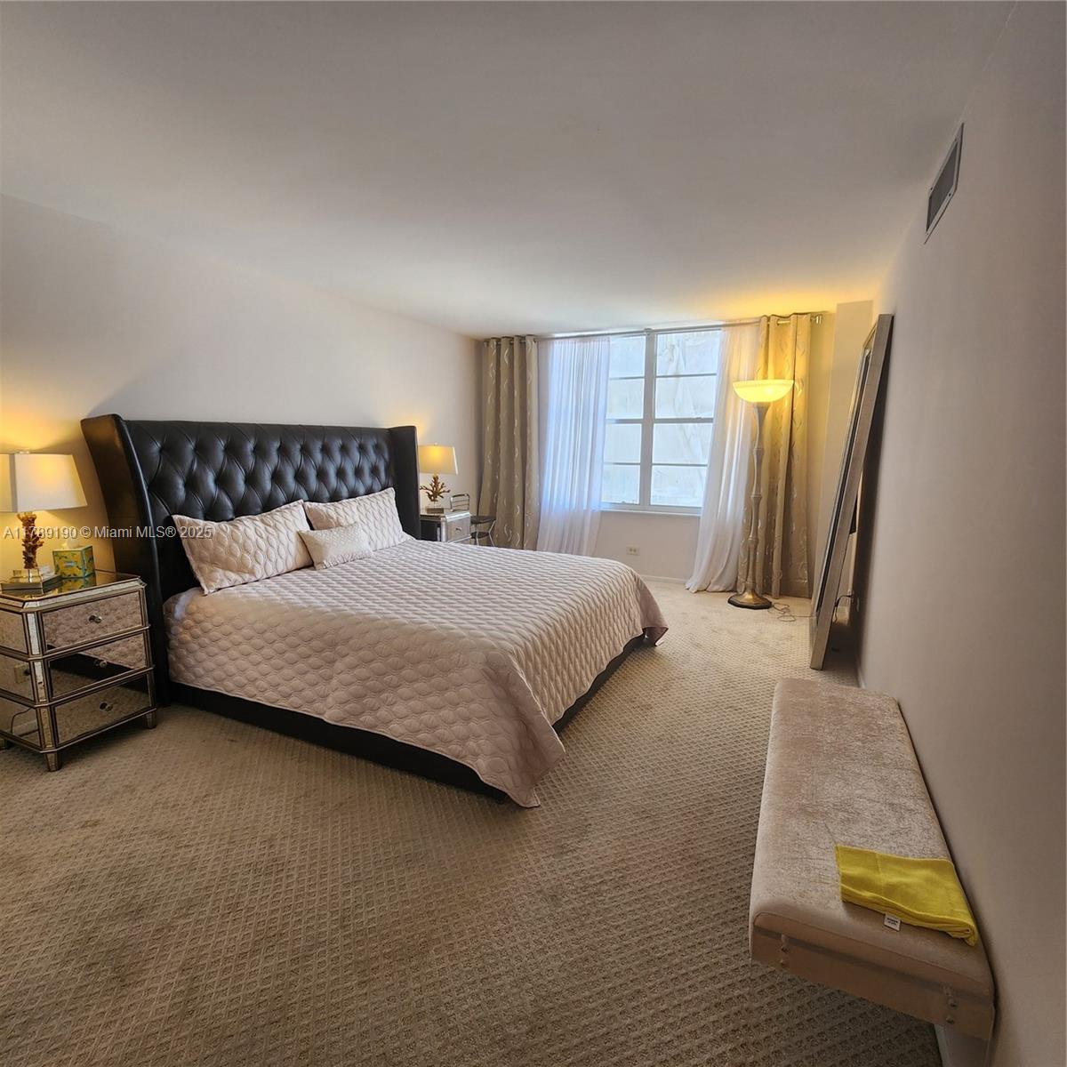 WINSTON TOWERS 400 CONDO - Residential