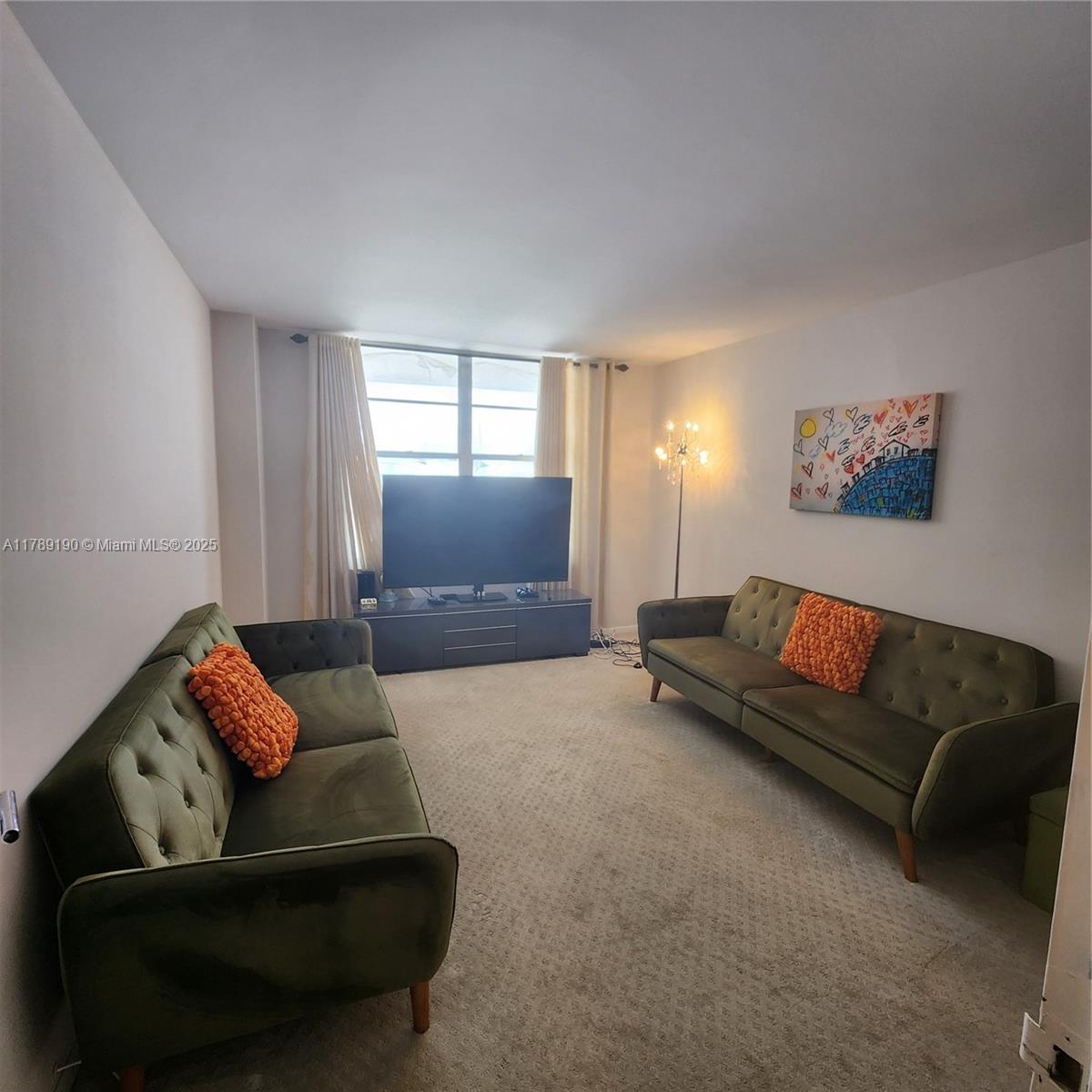 WINSTON TOWERS 400 CONDO - Residential