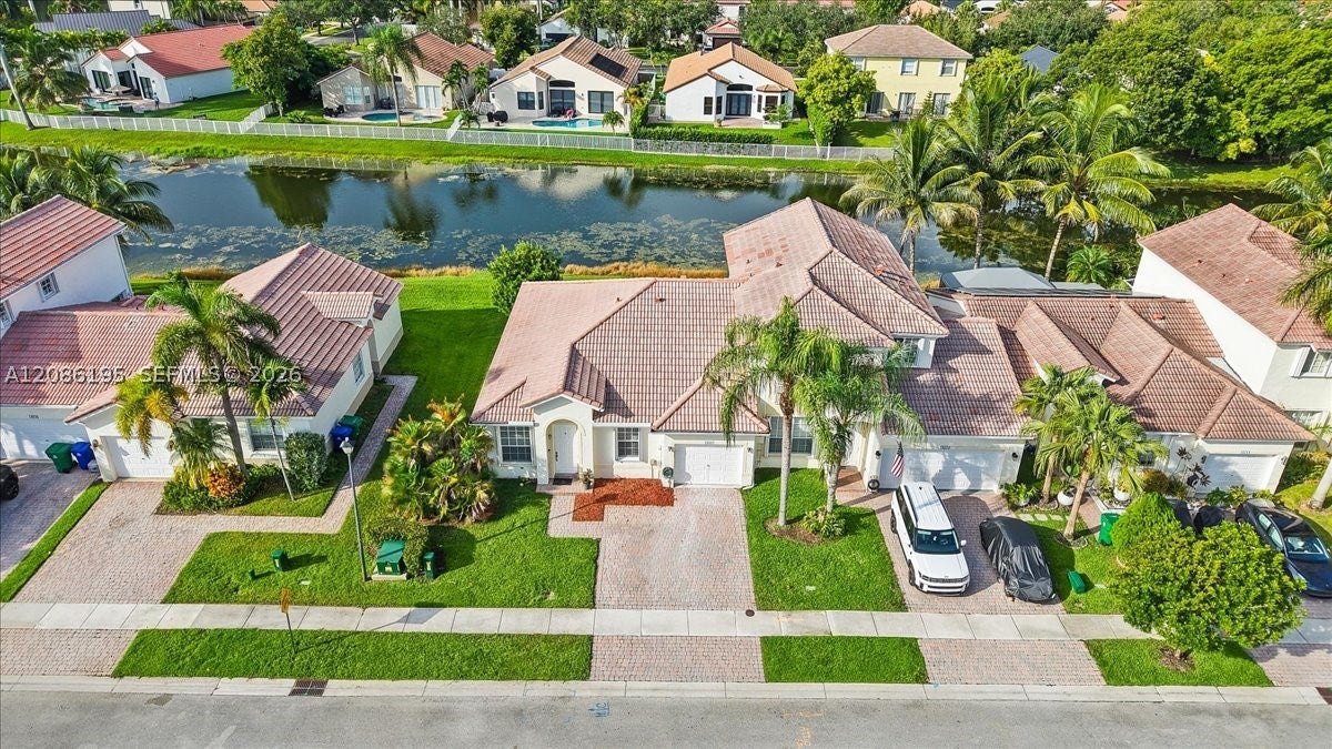 18660 SW 28th Ct