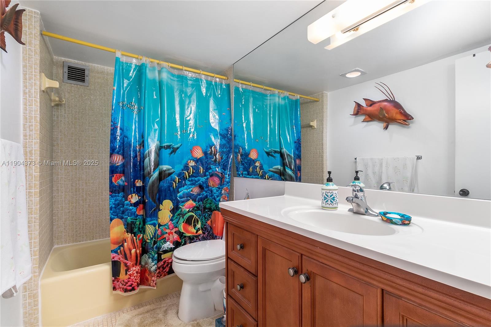 OCEAN POINT CONDO - Residential