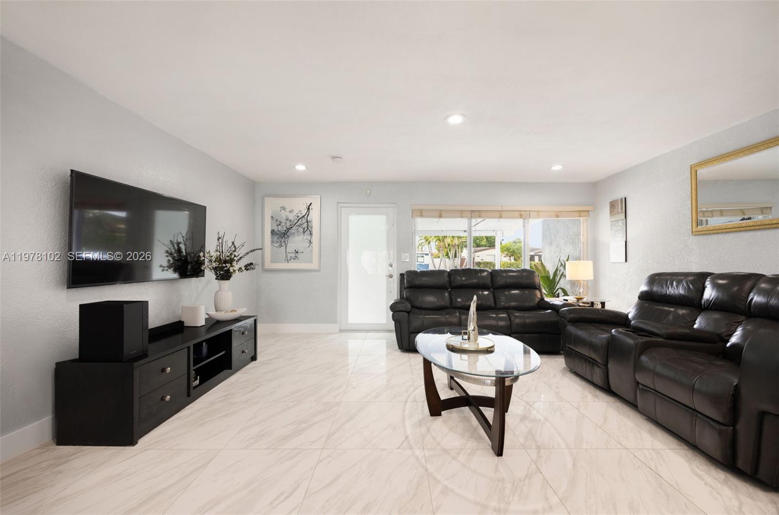 MIRAMAR SEC 9 - Residential