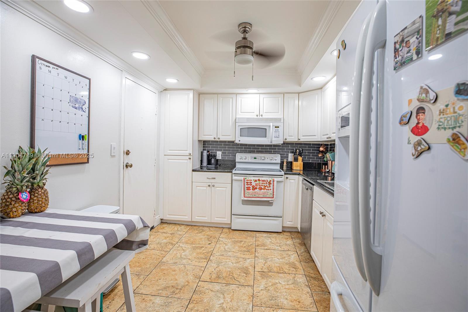 437 Golden Isles Dr 9B-C