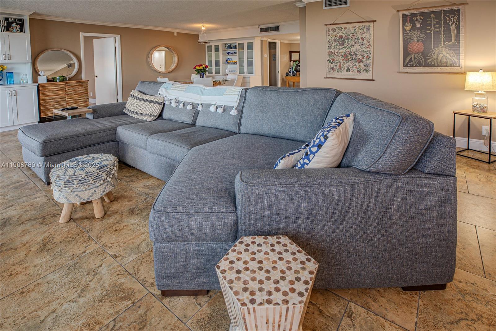 GOLDEN HORN CONDO - Residential