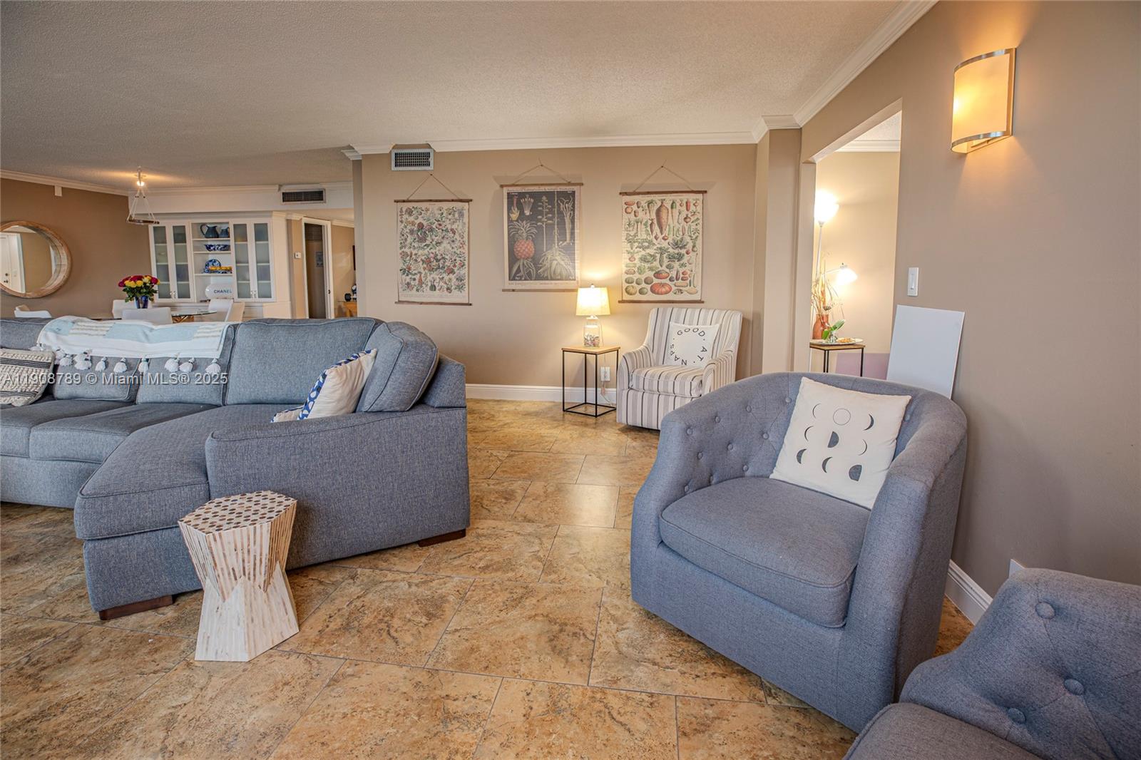 GOLDEN HORN CONDO - Residential