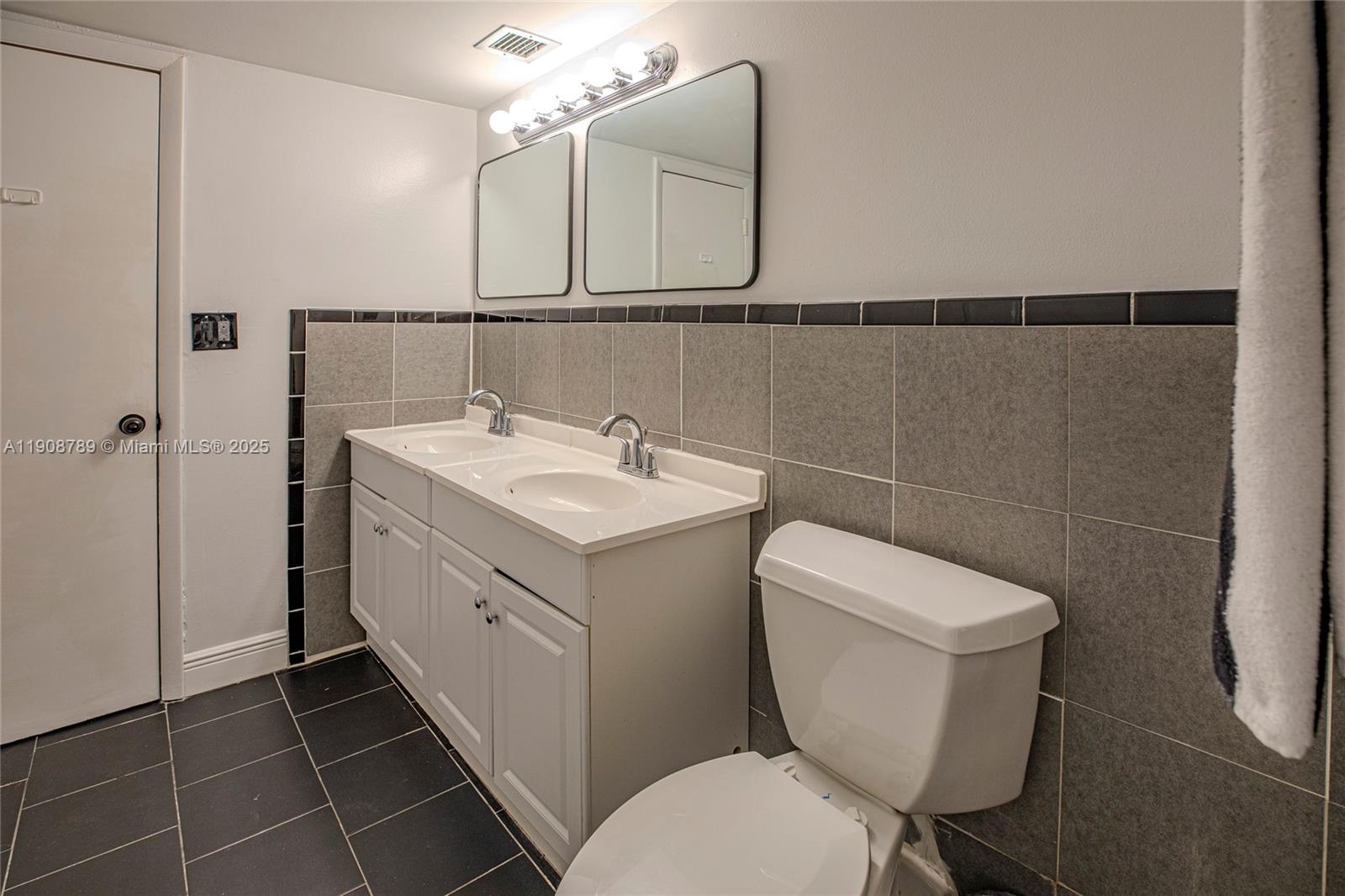 GOLDEN HORN CONDO - Residential