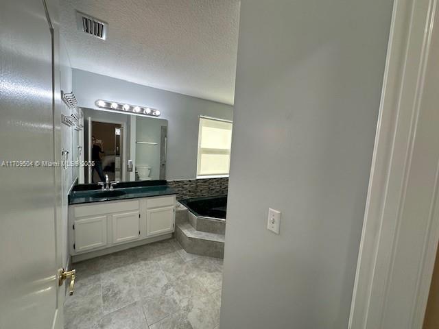 NORTH PALM BEACH HEIGHTS - Residential