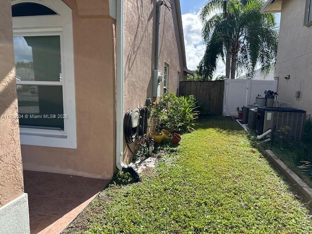 NORTH PALM BEACH HEIGHTS - Residential