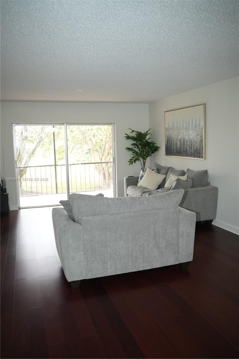 INVERRARY COUNTRY CLUB - Residential