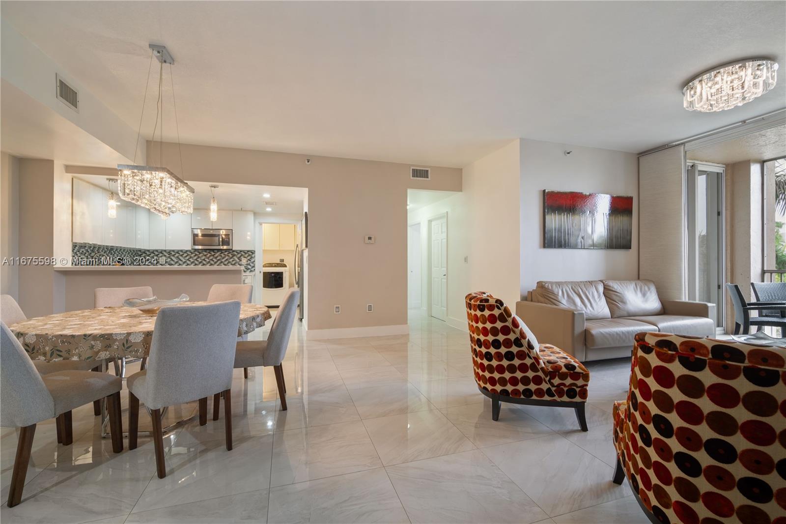 DORAL HOUSE CONDO NO 1 - Residential