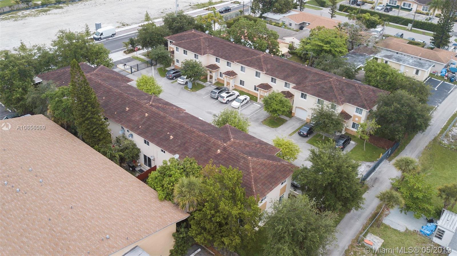 PADGETT & JOHNSON SUB - Residential Lease