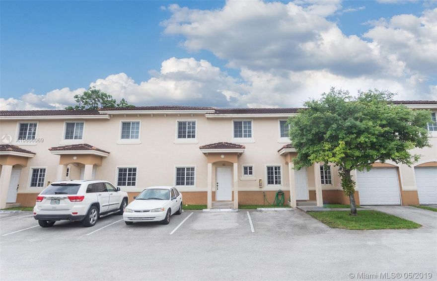 GREAT TOWNHOUSE AT A GREAT PRICE! SMALL, GATED MEDITERREAN-STYLE COMMUNITY EAST OF I-95 CLOSE TO ALL CONVENIENCES IN THE HEART OF HALLANDALE BEACH AND WALKING DISTANCE OF GULFSTREAM AND RACETRACK, MAJOR ROADS, THE DIPLOMAT AND GULFSTREAM. SEE THIS ONE TODAY! THIS UNIT IS VACANT AND EASY TO SHOW!!