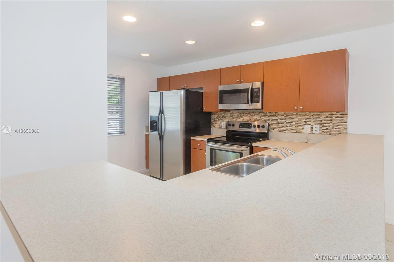 PADGETT & JOHNSON SUB - Residential Lease