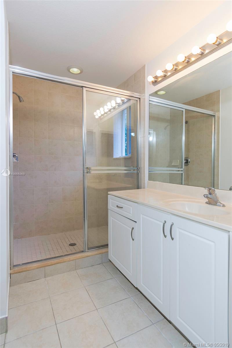 PADGETT & JOHNSON SUB - Residential Lease