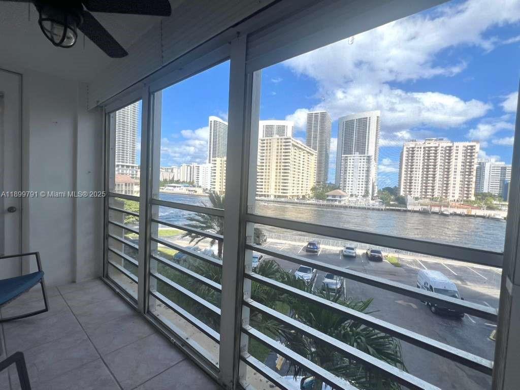 LAKE POINT TOWER CONDOMIN - Residential Lease