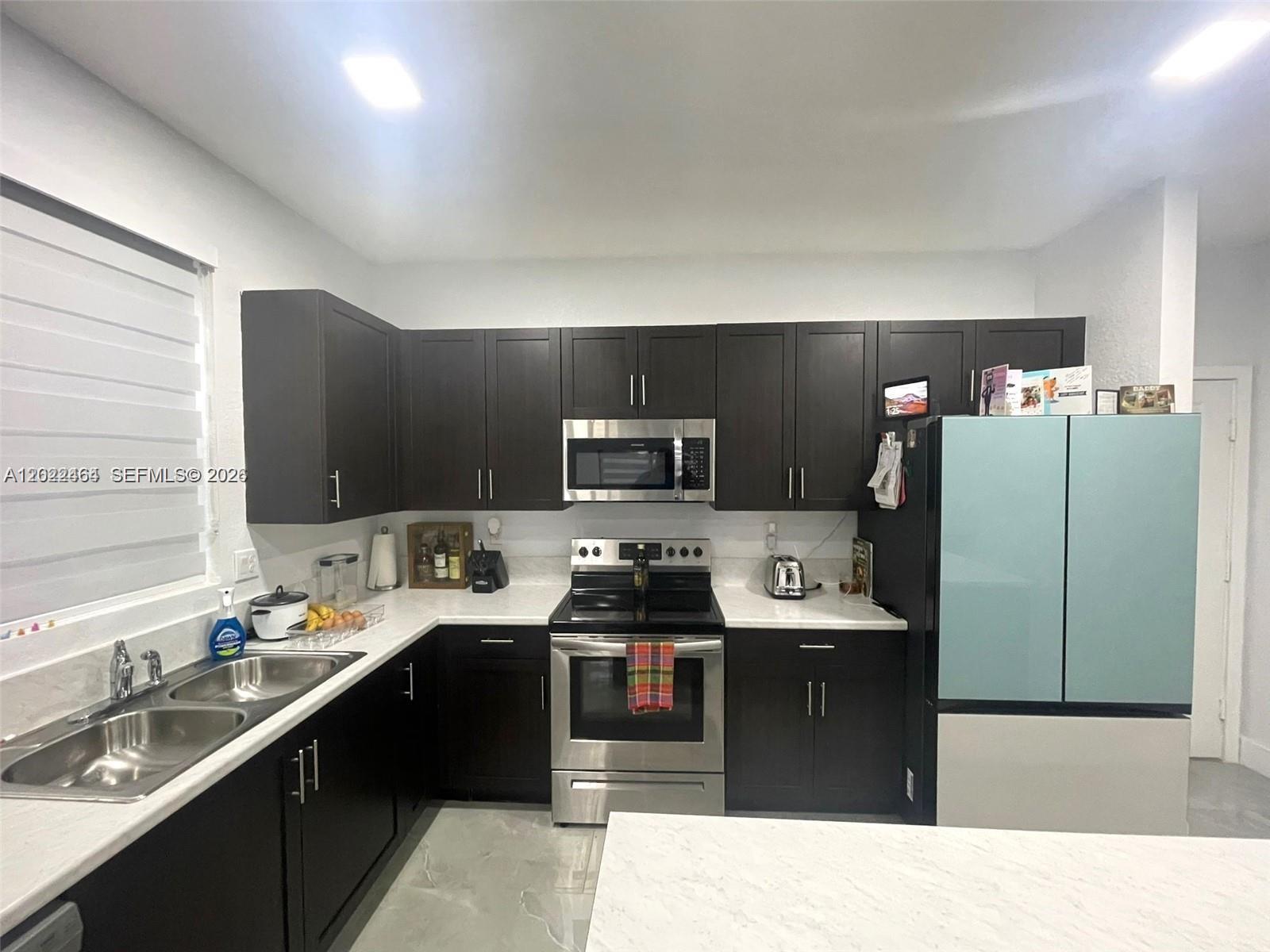 PINE ISLE - Residential