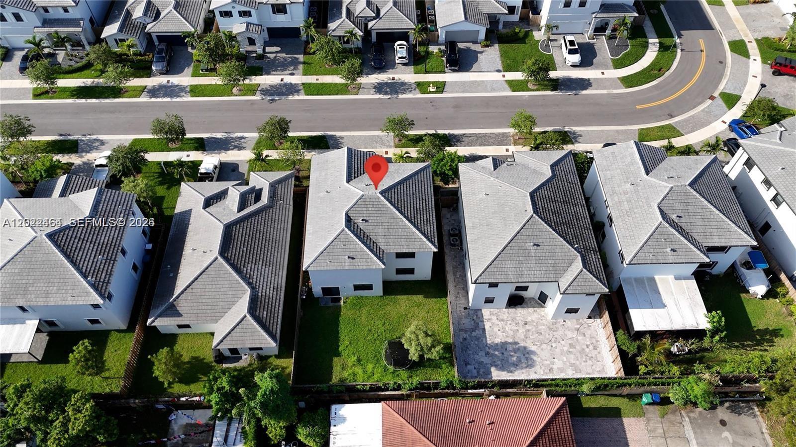 PINE ISLE - Residential