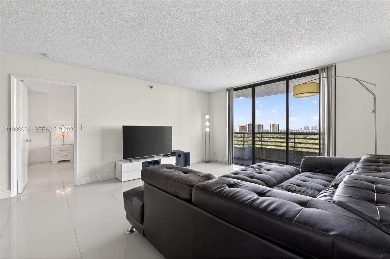 PARC CENTRAL AVENTURA EAS - Residential