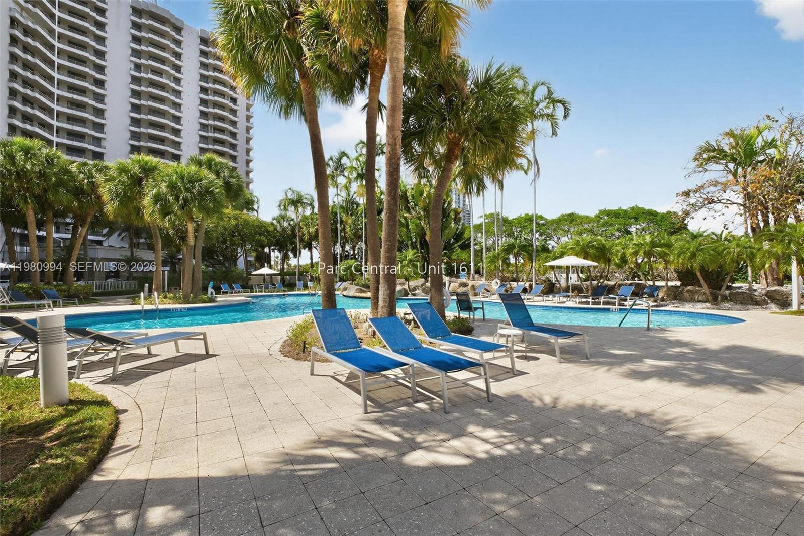 PARC CENTRAL AVENTURA EAS - Residential