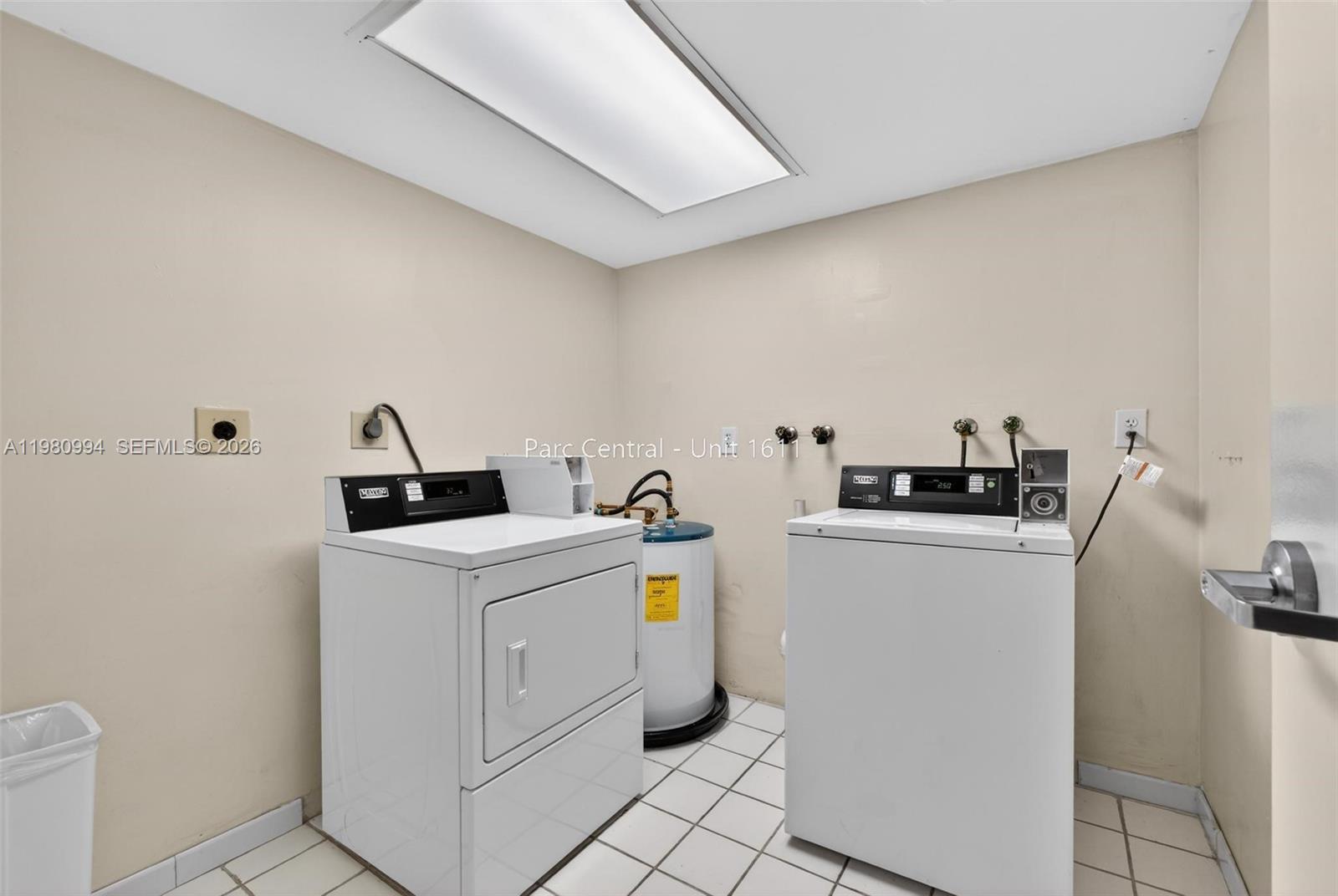 PARC CENTRAL AVENTURA EAS - Residential