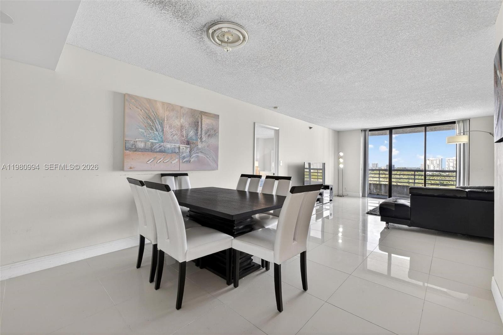 PARC CENTRAL AVENTURA EAS - Residential