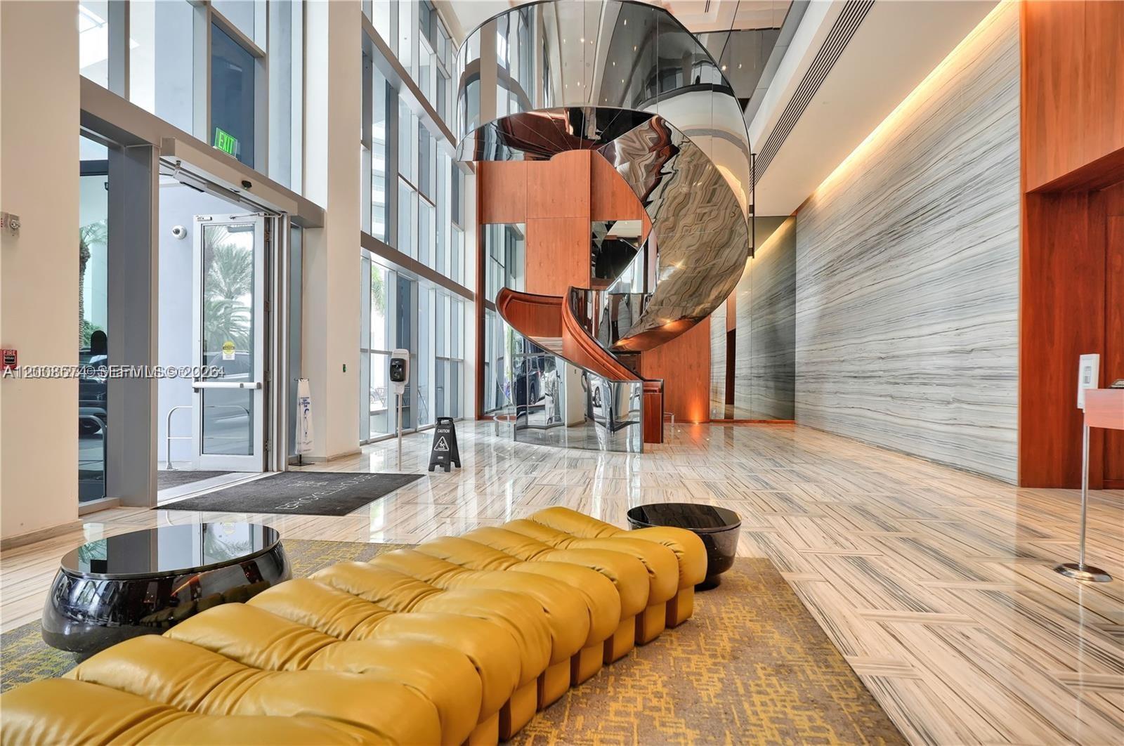 1300 Brickell Bay Dr 807