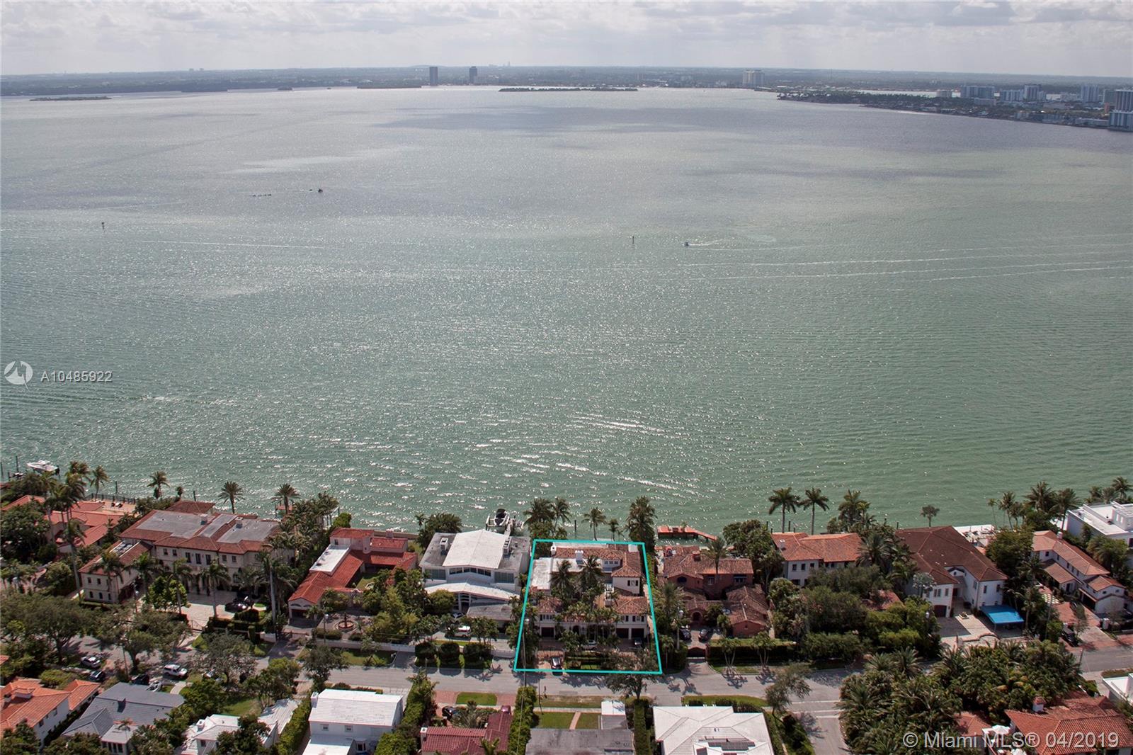 LA GORCE GOLF SUB - Residential