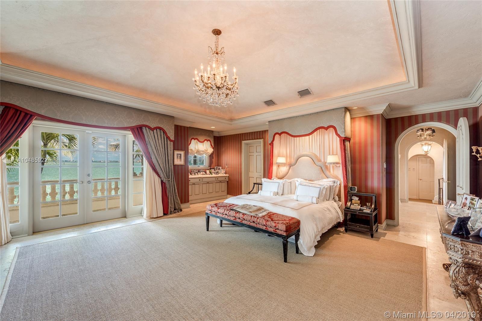 LA GORCE GOLF SUB - Residential