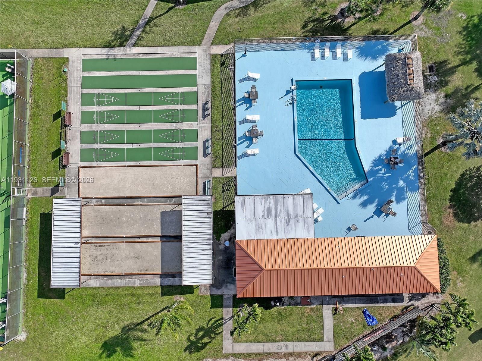 MILES GRANT CONDO - Residential