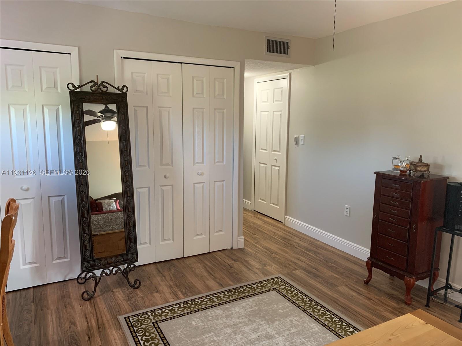 MILES GRANT CONDO - Residential