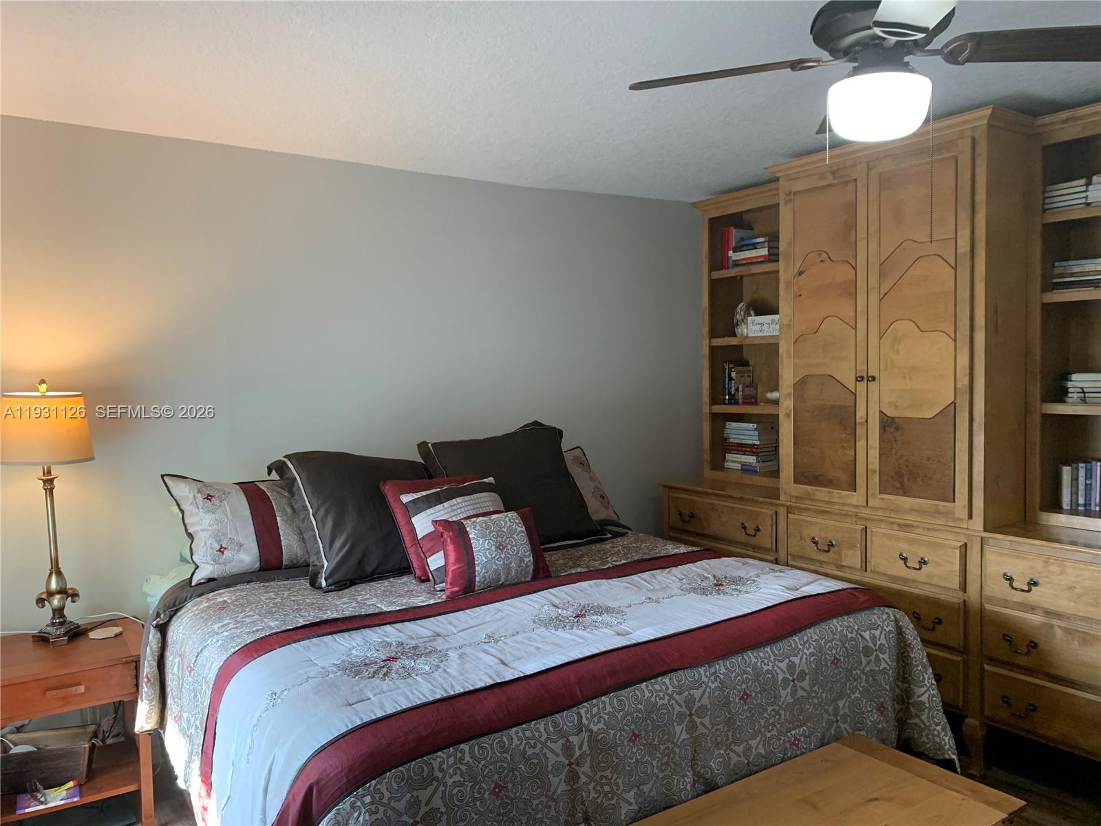 MILES GRANT CONDO - Residential