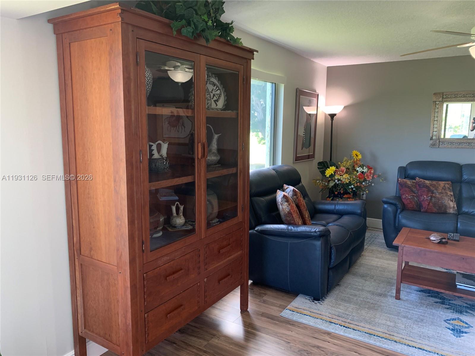 MILES GRANT CONDO - Residential