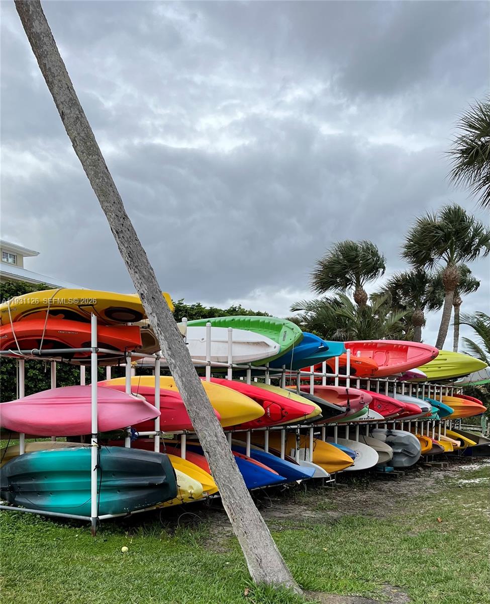 MILES GRANT CONDO - Residential