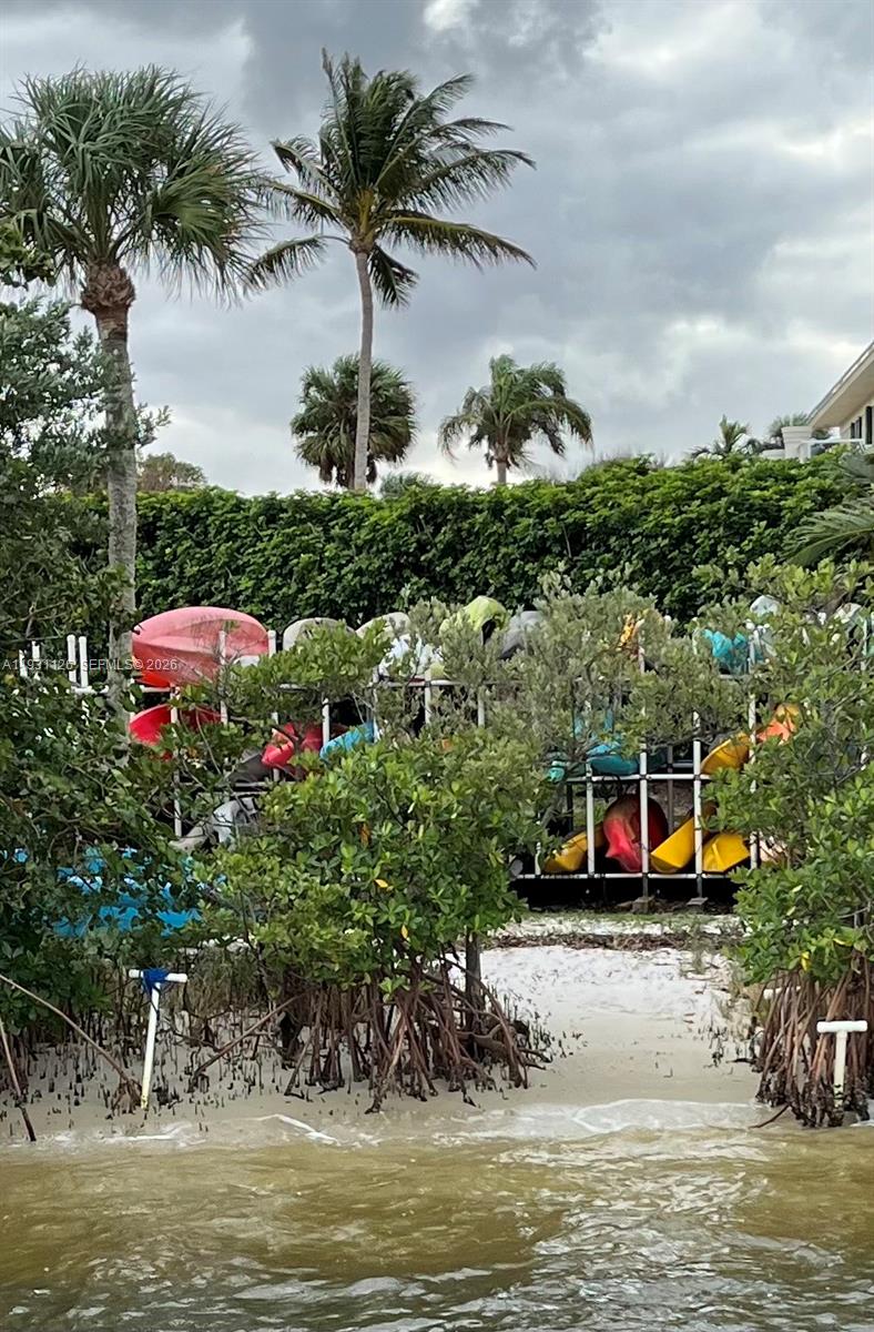 MILES GRANT CONDO - Residential