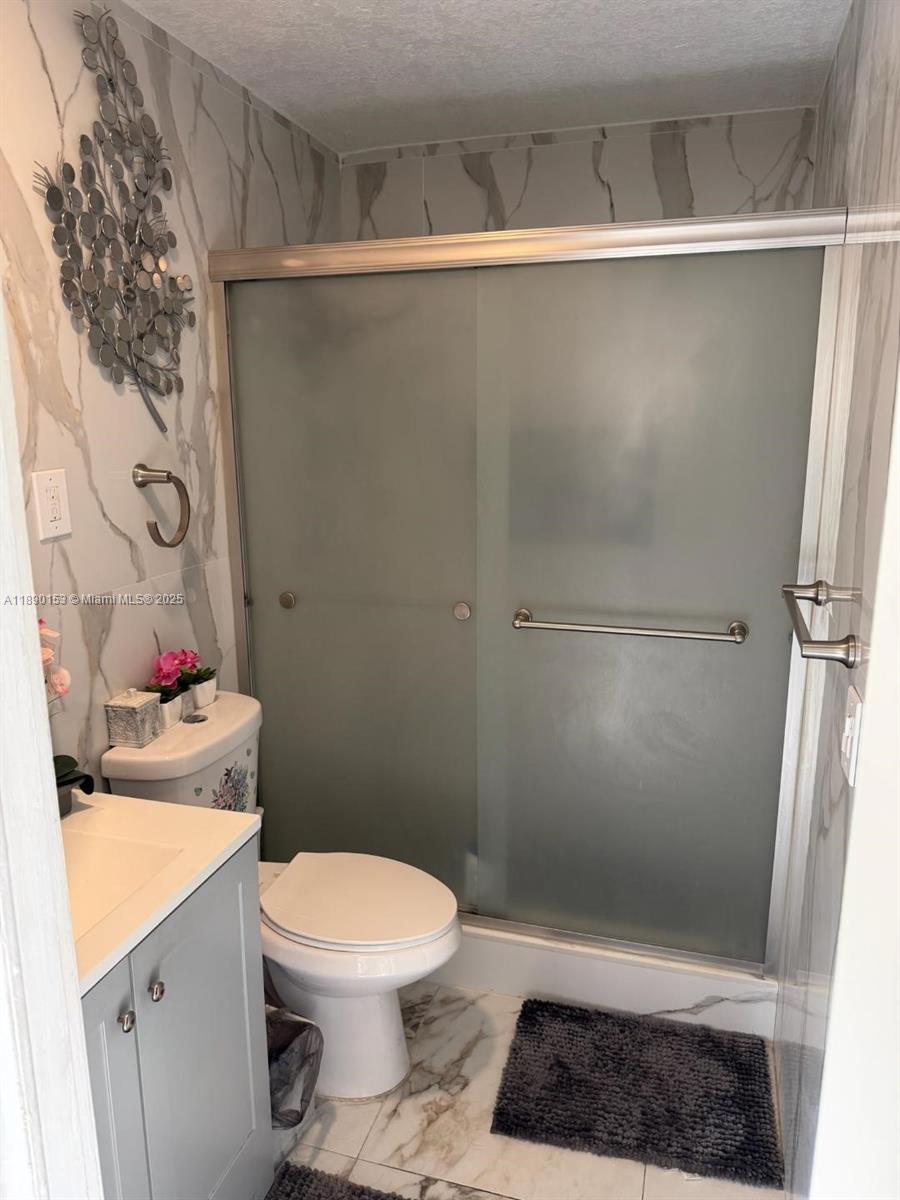 ORIOLE ESTATES SEC 4 - Residential