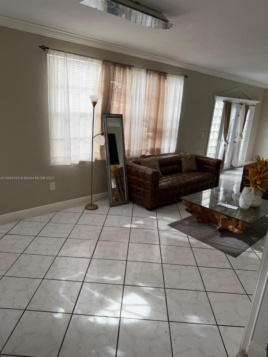 ORIOLE ESTATES SEC 4 - Residential