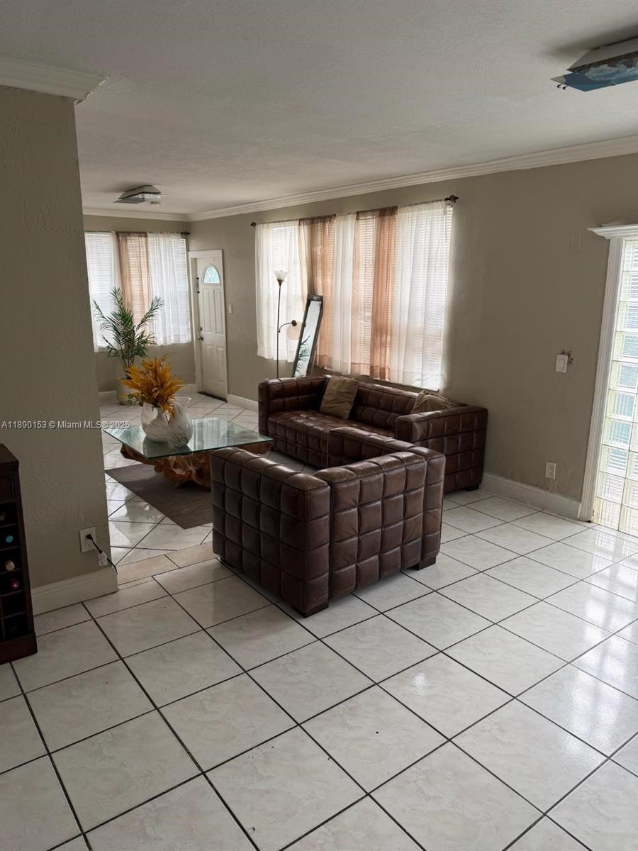 ORIOLE ESTATES SEC 4 - Residential