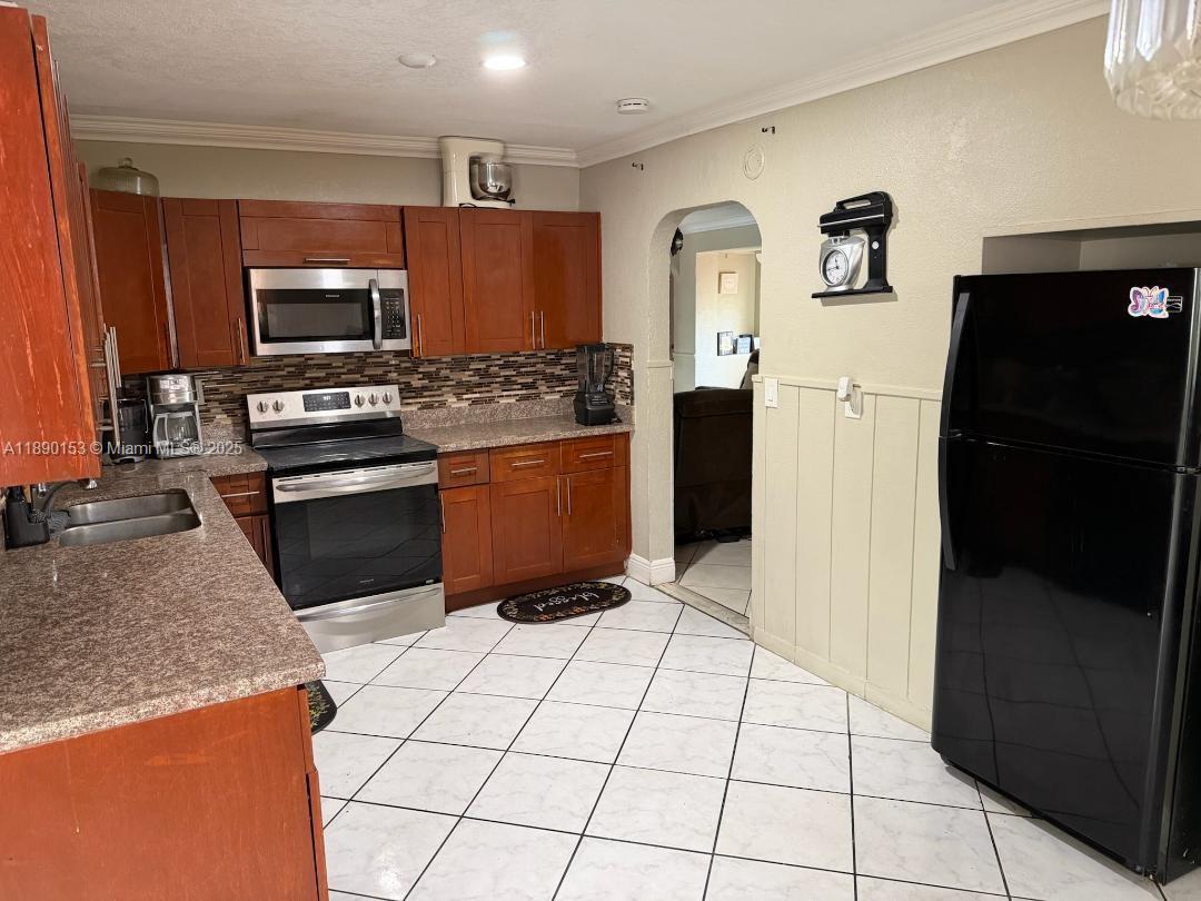 ORIOLE ESTATES SEC 4 - Residential