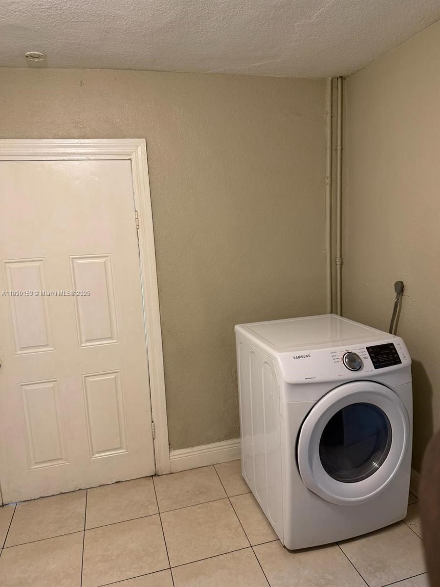 ORIOLE ESTATES SEC 4 - Residential