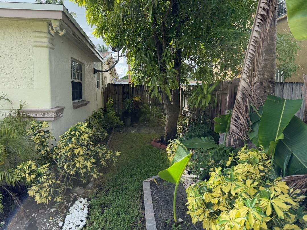 ORIOLE ESTATES SEC 4 - Residential