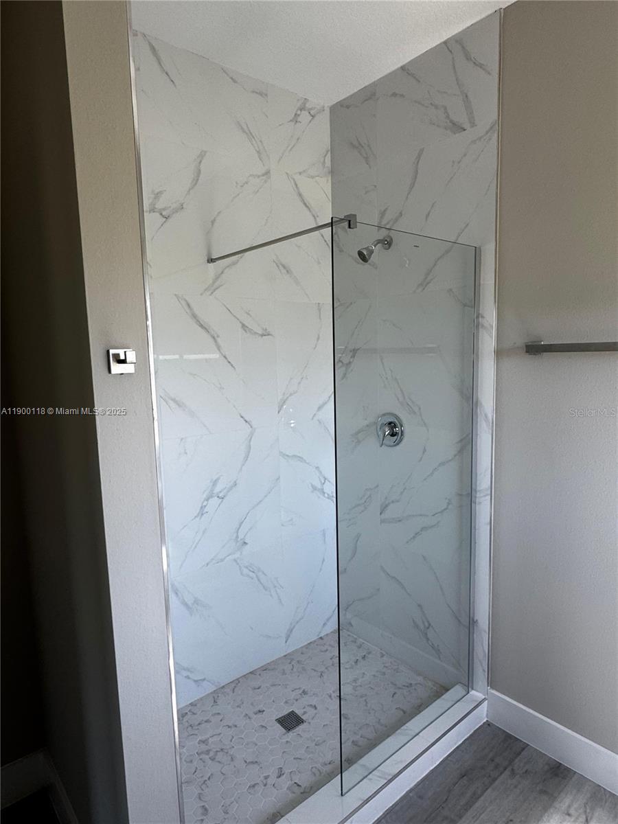 SPRING LAKE VILLAGE III PB - Residential Lease